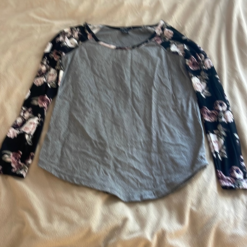 Long sleeve shirt